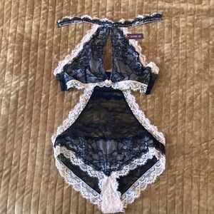Adore Me Elegant Black and Cream Lace Set
